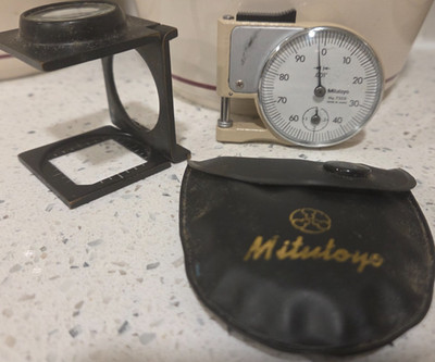 VINTAGE MITUTOYO THICKNESS GAUGE 7308 & LOUPE MAGNIFIER