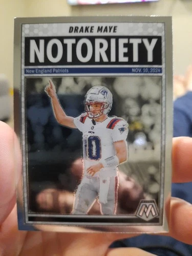 2025 Panini Mosaic - Notoriety Drake Maye #3