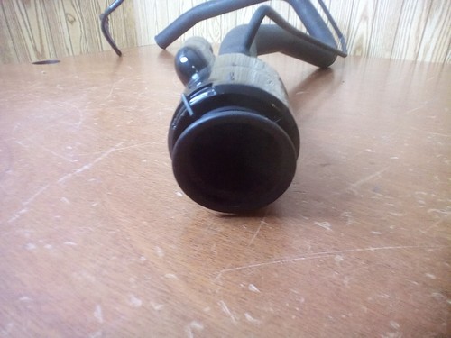 Fuel Gas Tank Filler Neck for Lexus IS250 IS350 2006-2013 IS F 2008-2014 V8 5.0L - Picture 4 of 7