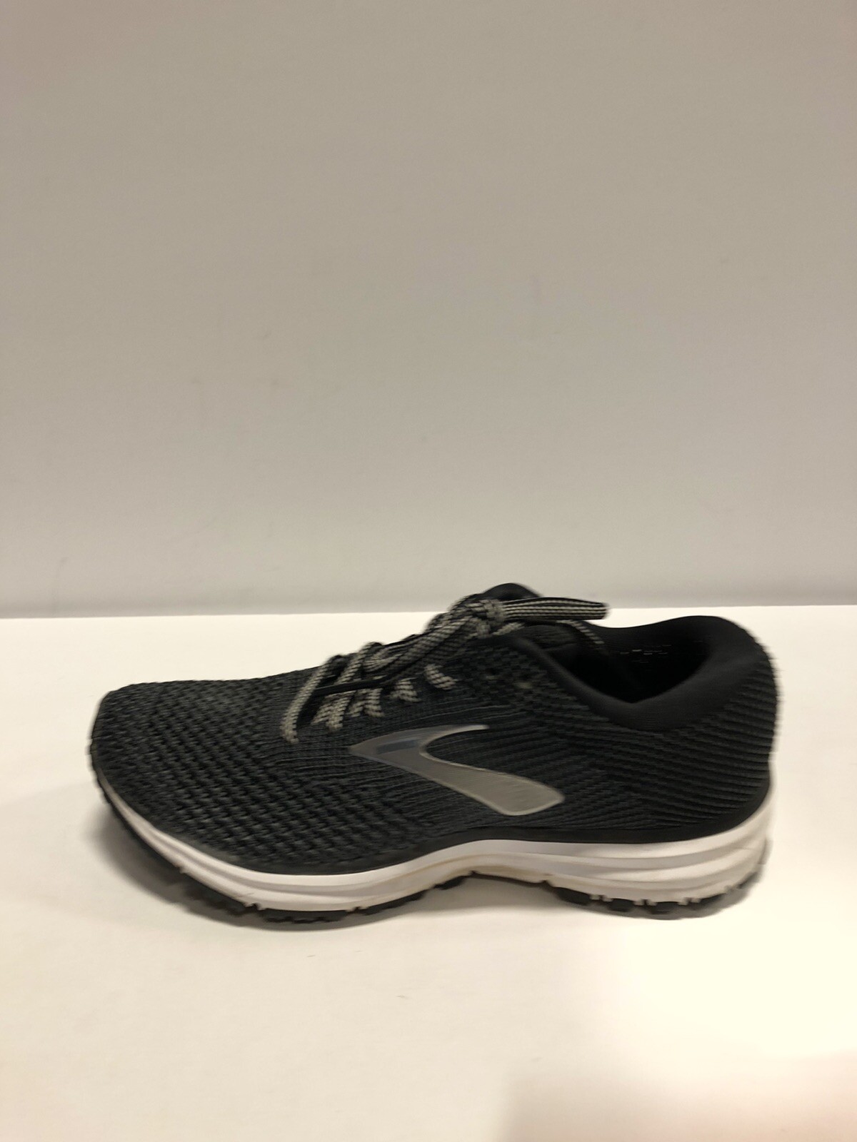 brooks revel 3 womens black