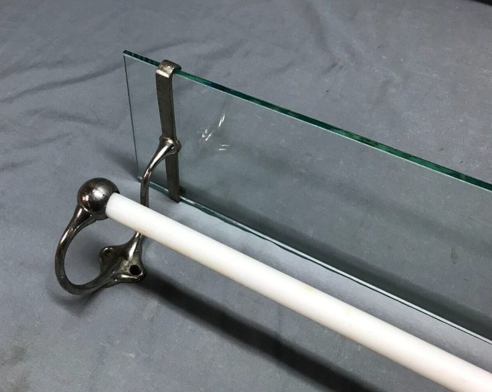 Antiguo estante de pared de vidrio de 26" y toallero de vidrio esmerilado latón antiguo de colección 596-25B Foto 4 de 4