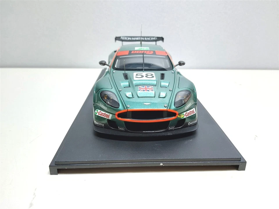 Aston Martin DBR9 24h Le Mans del 2005 #58 - 1/18 Autoart - Immagine 2 di 4