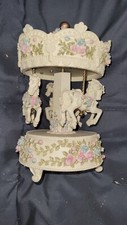 Vintage 1999 Limited edition Carousel features 3 Rotating Horses While...