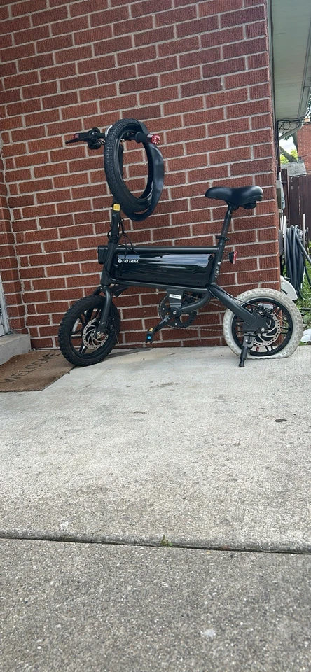 E bike for sale super good and fast goes 22 mph - Image 2 of 4