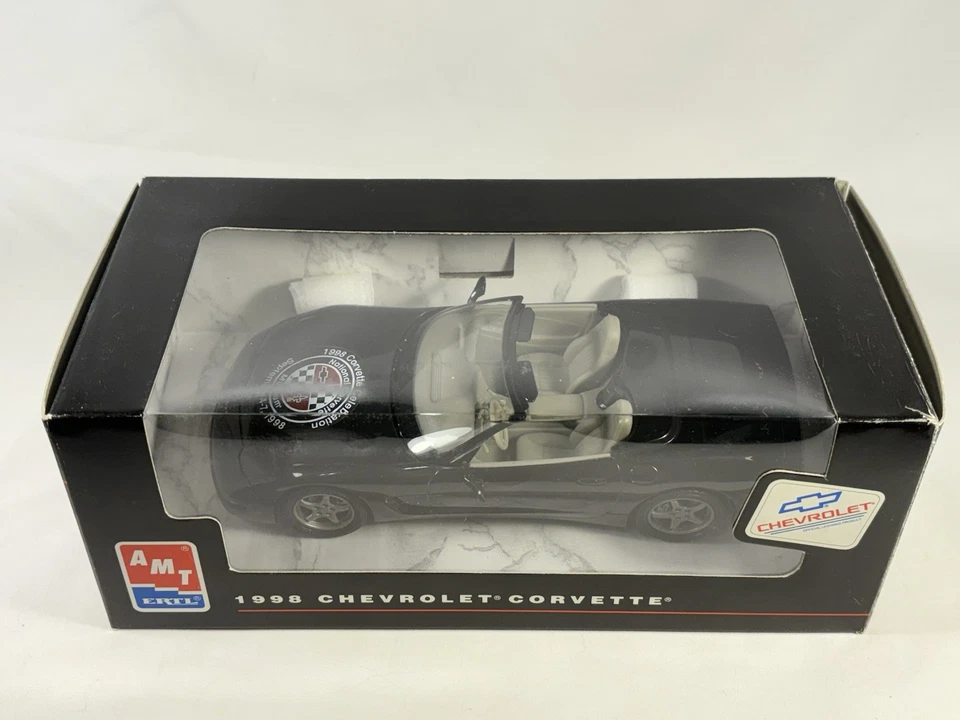 Corvette 1998 concesionario promoción modelo coche museo celebración nuevo en caja 1/25 ¡de colección EE. UU.! Foto 2 de 4