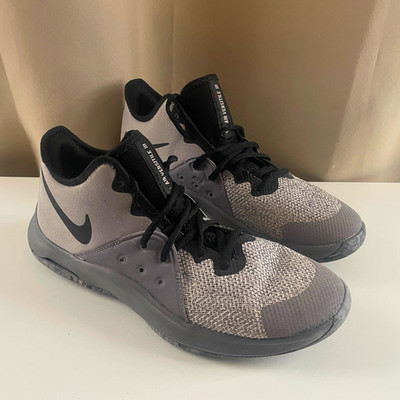 Nike Air Versatile III Atmosphere Grey Black AO4430-011 Mens Size 8.5 Basketball