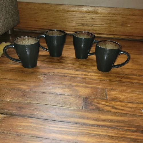 Set of 4 Gourmet Basics by Mikasa Verona Mugs Cups Excellent Condition