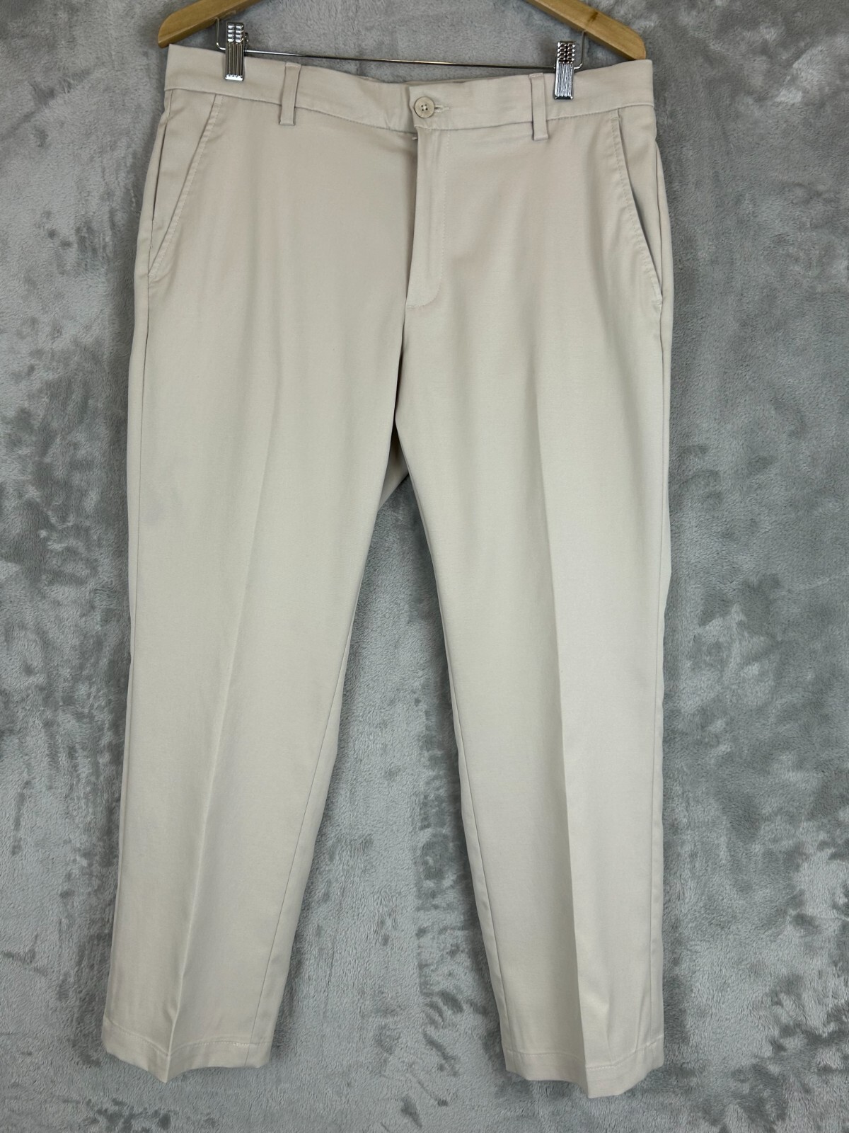 Amazon Essentials 35/28 Men’s Polyester Blend Ivo… - image 1