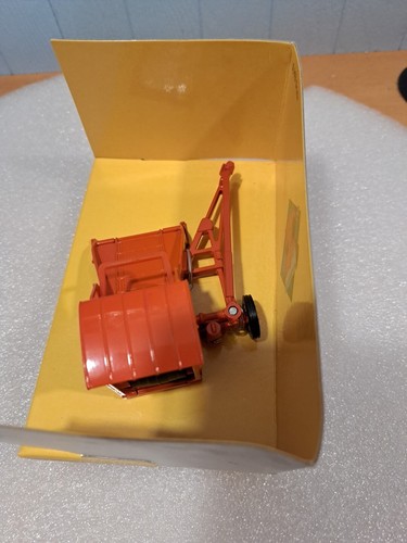Vintage 1/43 ERTL "Farm Classics " ALLIS - CHALMERS ROTO BALER Diecast Model - Picture 10 of 10