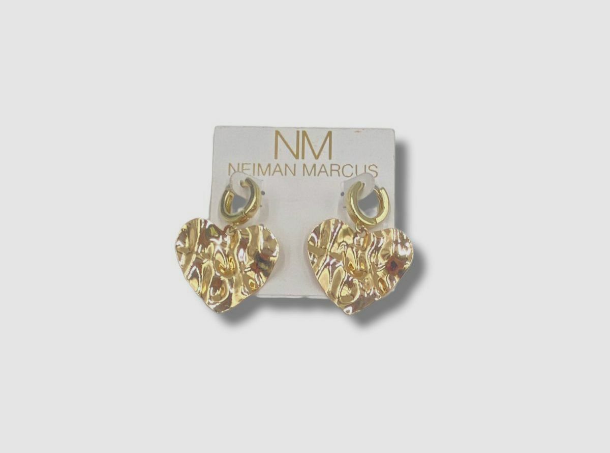 $28 Neiman Marcus Women's Gold Solid Heart Hinged Drop Earrings