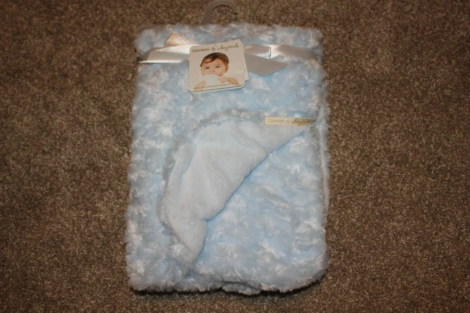 Blankets & Beyond Light Blue Minky Swirl Fleece Baby Blanket Infant Boys NWT HTF - Image 2 of 4
