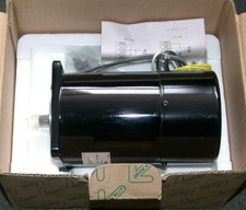 New Oriental Motor 5RK40GK-A2M Reversible Motor W/AC Magnetic Brake