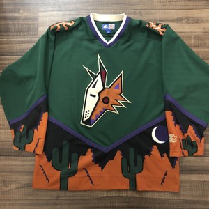 arizona coyotes green jersey