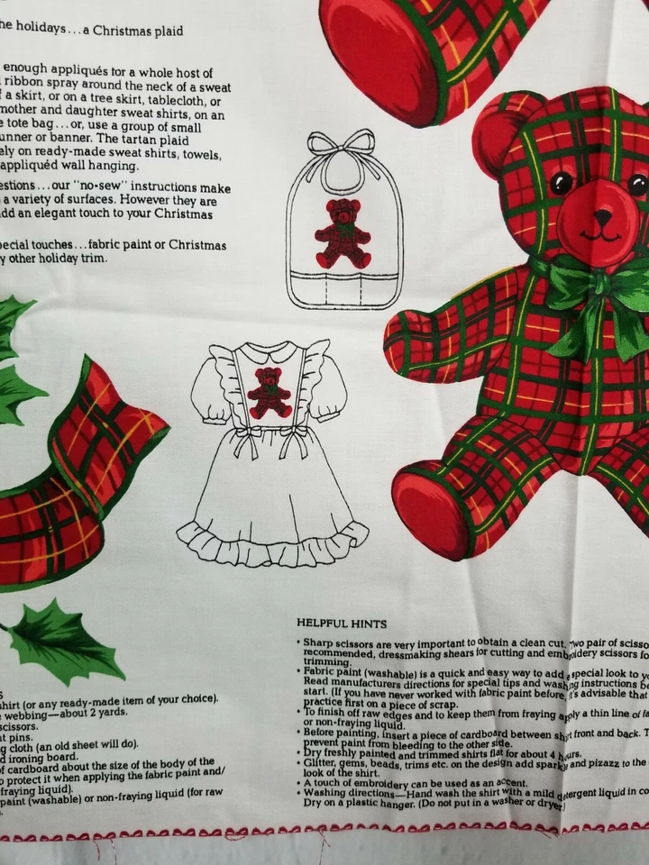 Cranston Christmas Plaid Appliques Vintage Fabric Panels 1-piece 44"W x 1 yard L - Image 4 of 4