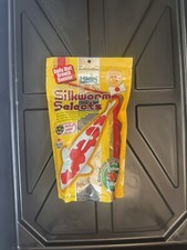 Hikari USA Silkworm Selects Color Boosting Pellet Fish Food for Koi 17.6 oz