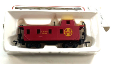 HO Bachmann Santa Fe Wide Vision Caboose 3851  Original Box