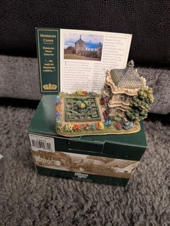 lilliput lane cottages Montacute Crown