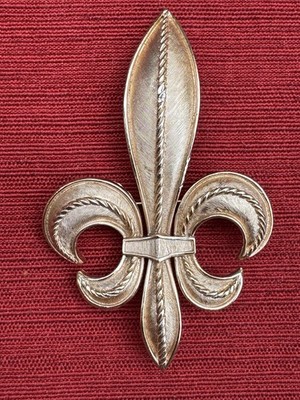 Vintage Trifari Fleur De Lis Brooch Pin Gold Tone Timeless