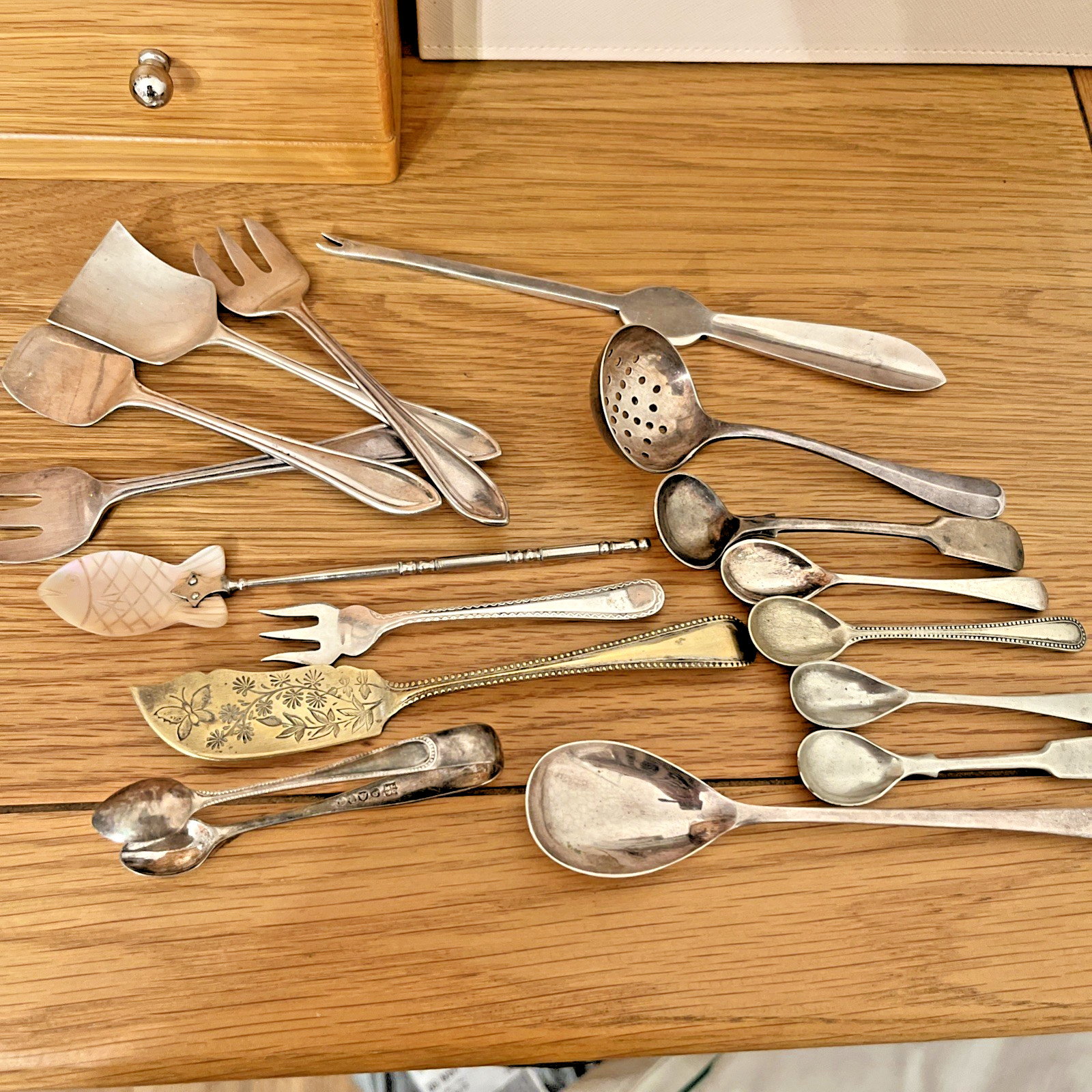 JOB LOT OF ANTIQUE AND VINTAGE TABLEWEAR, (SILVER PLATE OR SILVER) ALL MARKED.