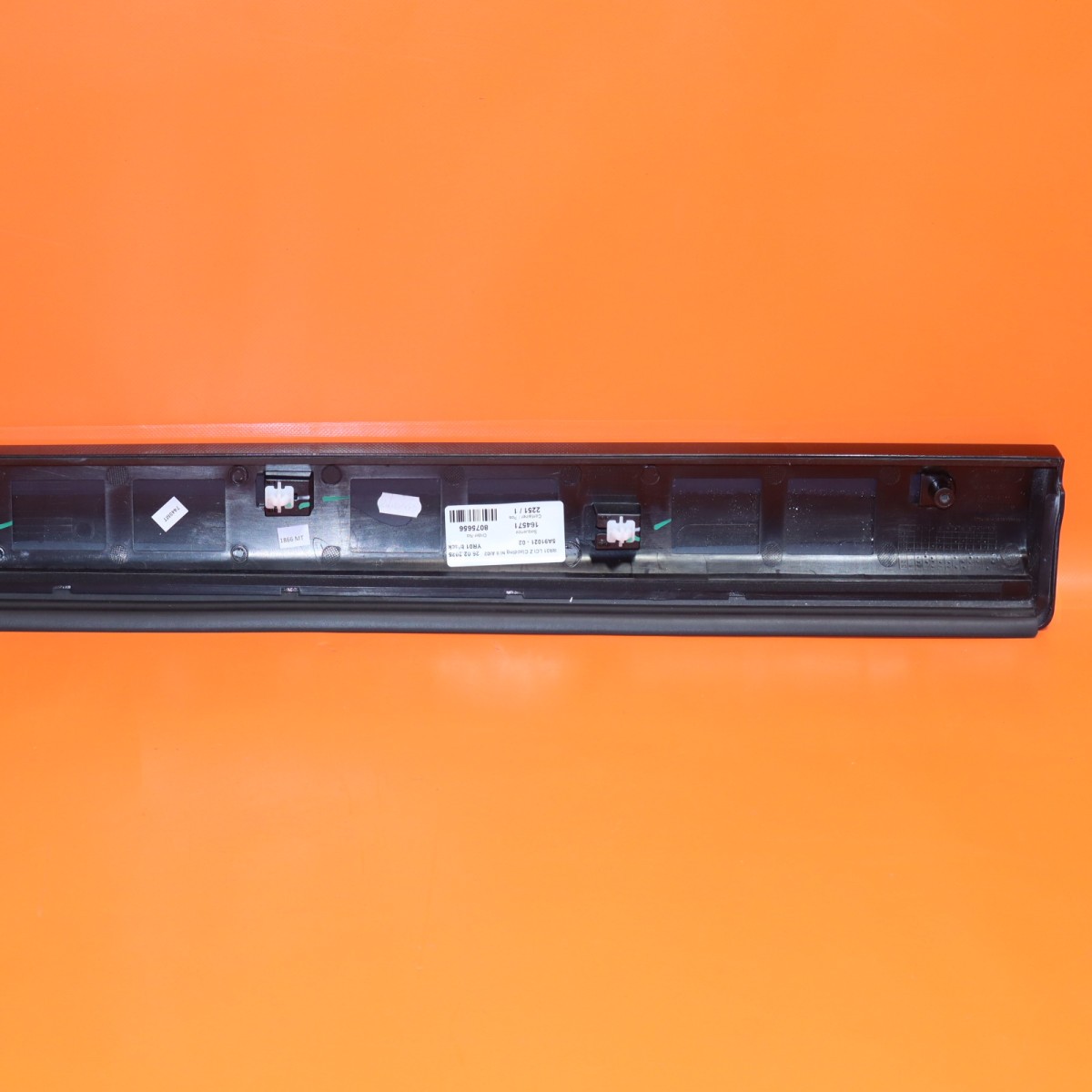 ROLLS ROYCE CULLINAN DOOR MOLDING LEFT REAR 2017-2020 2021 2022 2023 51137448583