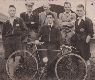 1930er BR 100 Team CTC Radsport Männer RPPC Foto Fahrrad Nelson Lancashire Link