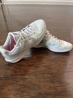 Nike Sabrina 2 size 13.5: Grey/Glacier Blue