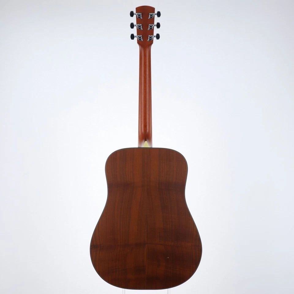 Larrivee D-03 Nogal Edición Limitada Usado 1997 Ébano FB Natural con Estuche Rígido Foto 4 de 4