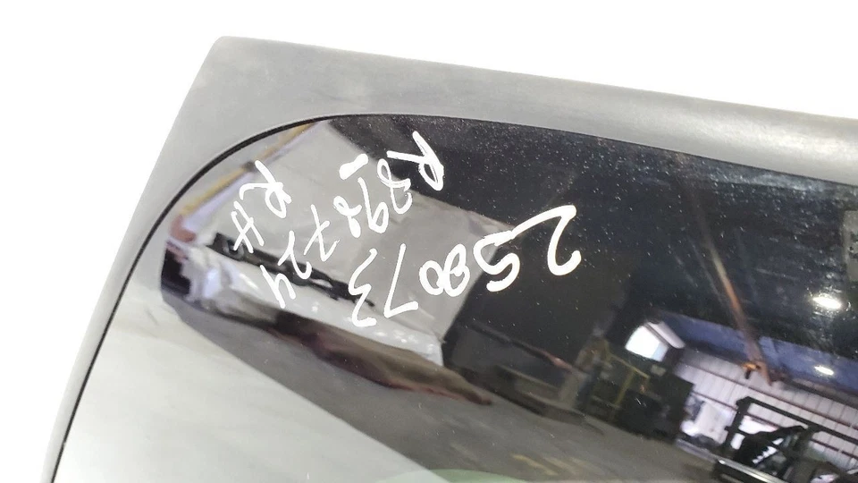 2000 2001 2002 Chevrolet Suburban 2500 OEM Right Rear Quarter Glass - Image 4 of 4