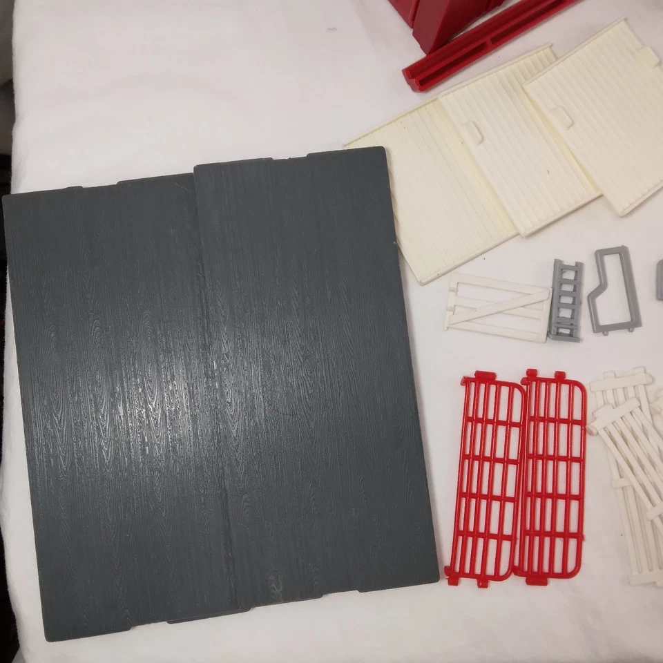 1/64 Ertl Farm Country Deluxe Farm Set Vintage 1990 Used Incomplete Read - Image 2 of 4