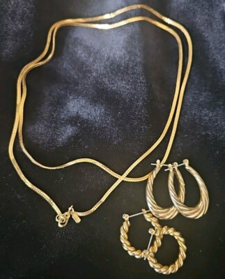 Vintage Monet Gold Tone Chain Earing Set