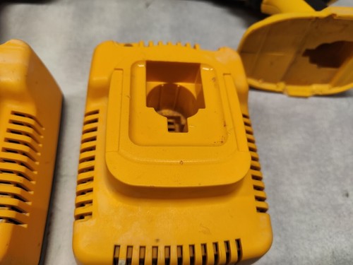 Lot of 4 DeWalt Power Tools - Various Models, Working - Picture 7 of 24