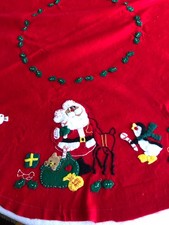 42" Bucilla handmade red Santa felt applque round tree skirt/tablecloth 686 