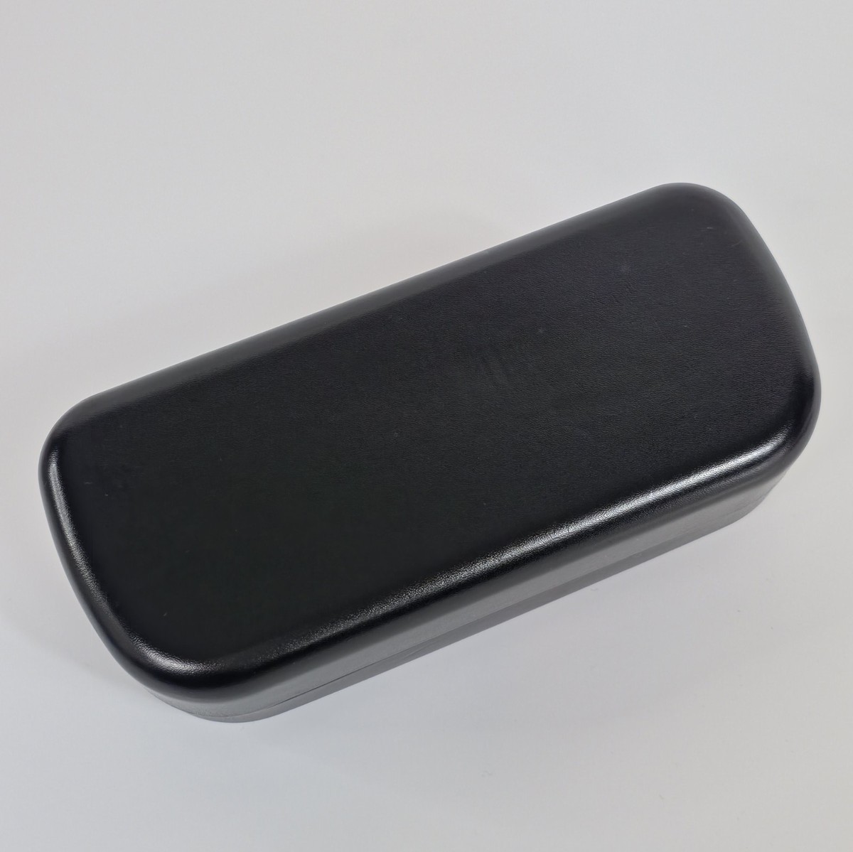 Coach Clamshell Sunglasses Glasses Case + Cleaning Cloth  display picture 1