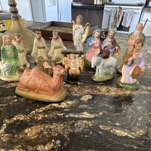 Ceramic 13 extra full Nativity Set Christmas Baby Jesus MaryJoseph Angel WiseMen