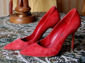 coral red heels