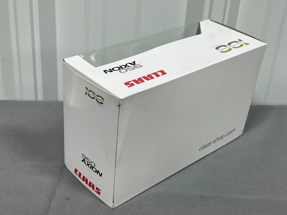 CLAAS 950 AXION Tractor CHROME 1:32 High Detail NIB Mint 100 Yr Ann Silver - Image 4 of 4