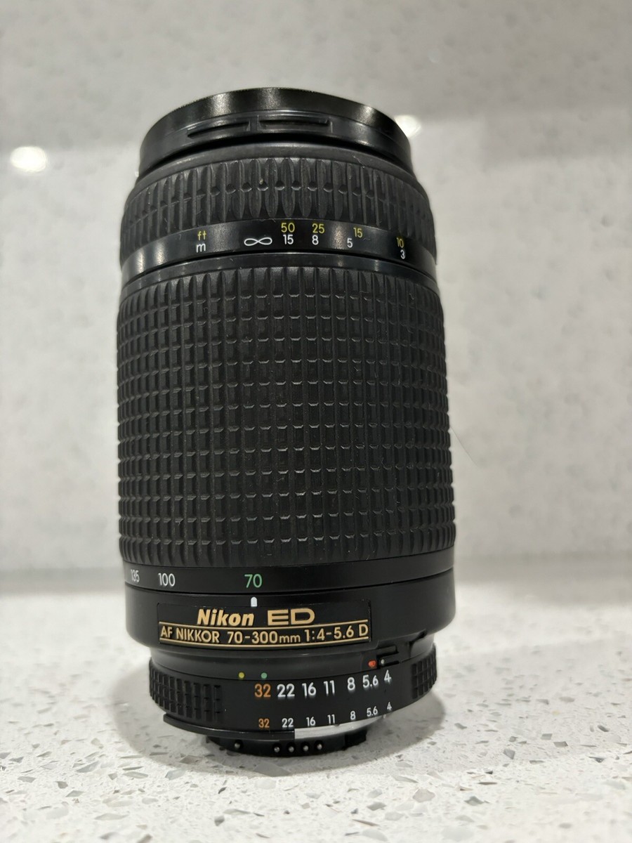 Nikon D70 一眼レフ　Nikon AF NIKKOR 70-300mm Amazon.com : Nikon 70-300 mm f/4-5.6G Zoom Lens with Auto