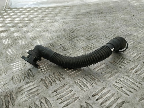 VW PASSAT Variant B7 365 Entlüftungsschlauch 03L103493AE 2.00 Diesel 17898444