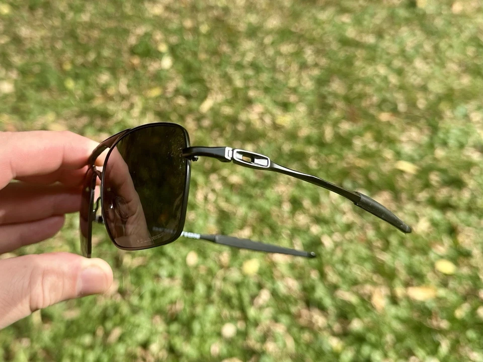 Oakley Deviation Satin Black Polarized Sunglasses Including Case - Image 4 of 4