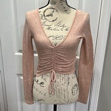 FOREVER  21  CROP  TOP.  BLUSH.
