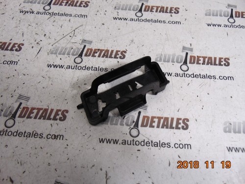 Headlight washer nozzle holder