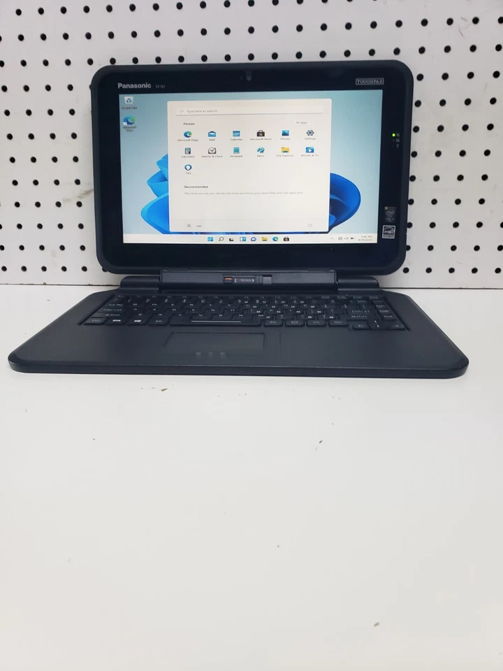 Panasonic Toughbook FZ-Q1 Tablet i5-4302Y 1.6GHZ 8GB Keyboard 256GB SSD  - Image 4 of 4