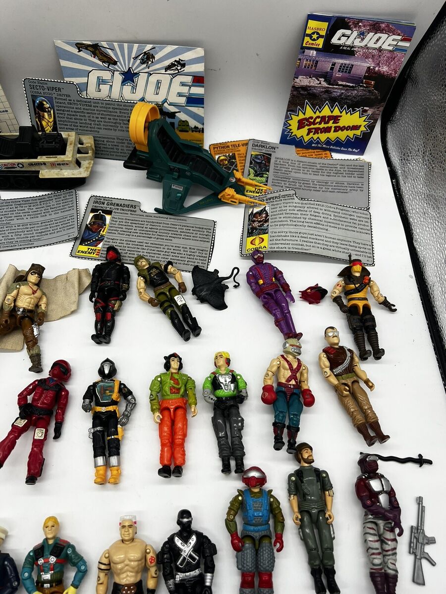 Huge Lot of Vintage 80s GI Joe Figures with some Accessories Huge Lot of Vintage 80s GI Joe Figures with some Accessories