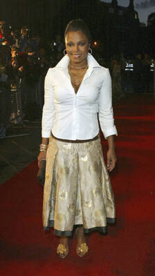 Janet Jackson at Mobo Awards 2004 at The Royal Albert Hall on Sep- 2004 Photo 2
