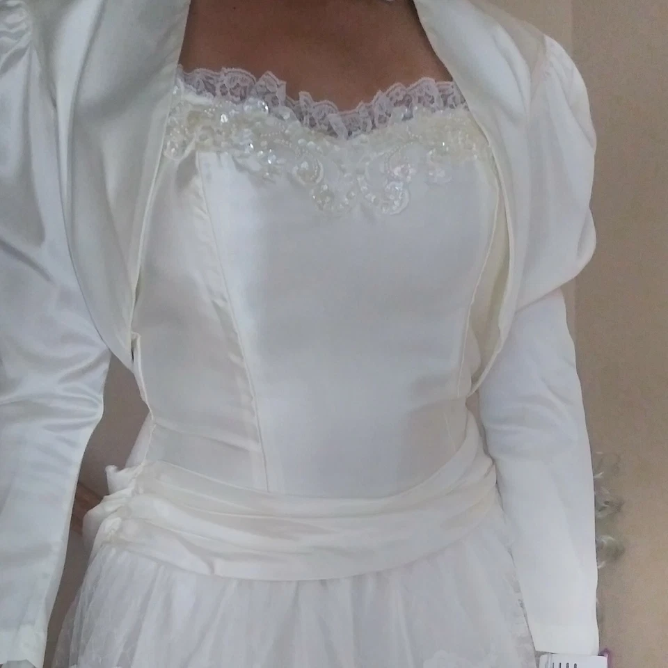 Ivory Satin and Lace Vintage Spaghetti Strap Wedding Dress with Jacket - Image 2 of 3