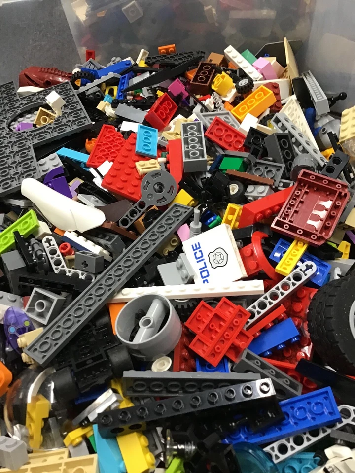 LEGO Massive 250 Pound lot of Clean Random Bulk Pieces Bricks & Parts HUGE LBS - Image 2 of 4