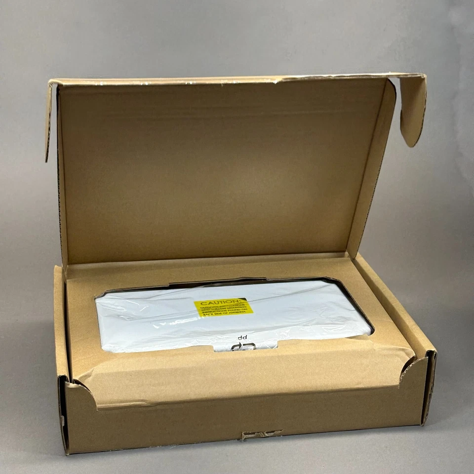 Cisco AIR-ANT2566P4W-R Dual-Band Directional Antenna 6 dBi 2.4/5 GHz 4-Port RP-T - Image 2 of 4