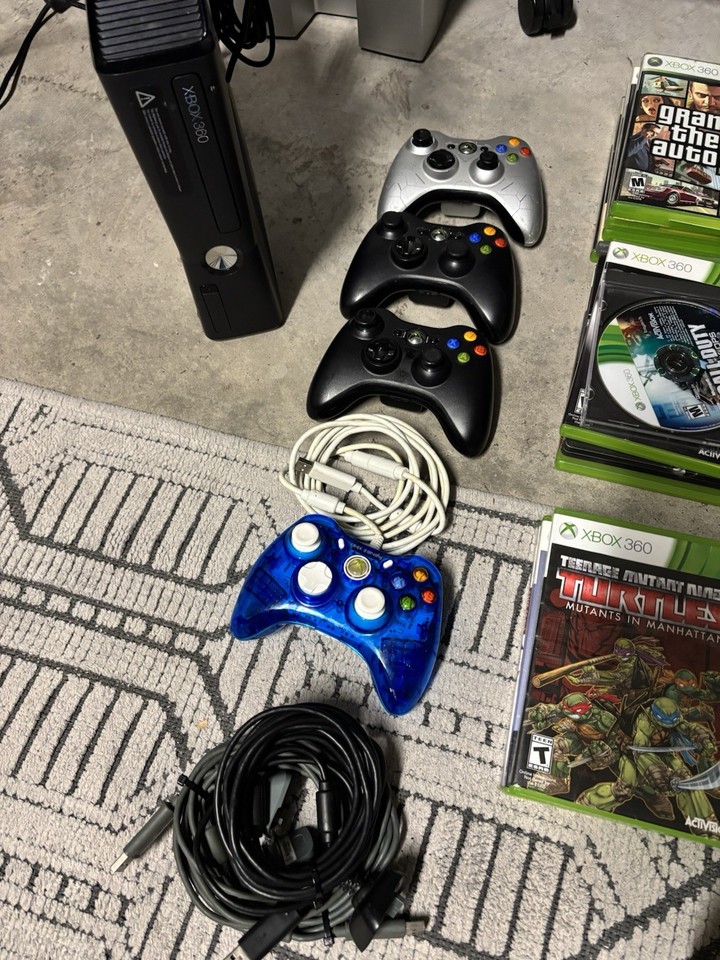 Xbox 360 320GB Slim Console Model 1439 With Games Lot Bundle | eBay