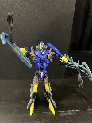 Hasbro Soundwave Deluxe Class: TRANSFORMERS PRIME ROBOTS IN DISGUISE