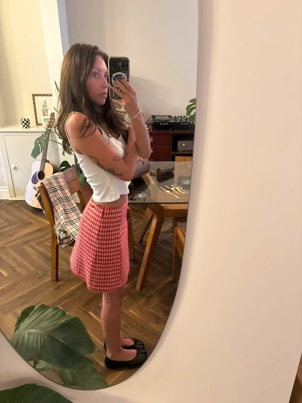Prada Tweed Houndstooth Wool Red A-Line Mini Skirt image 2